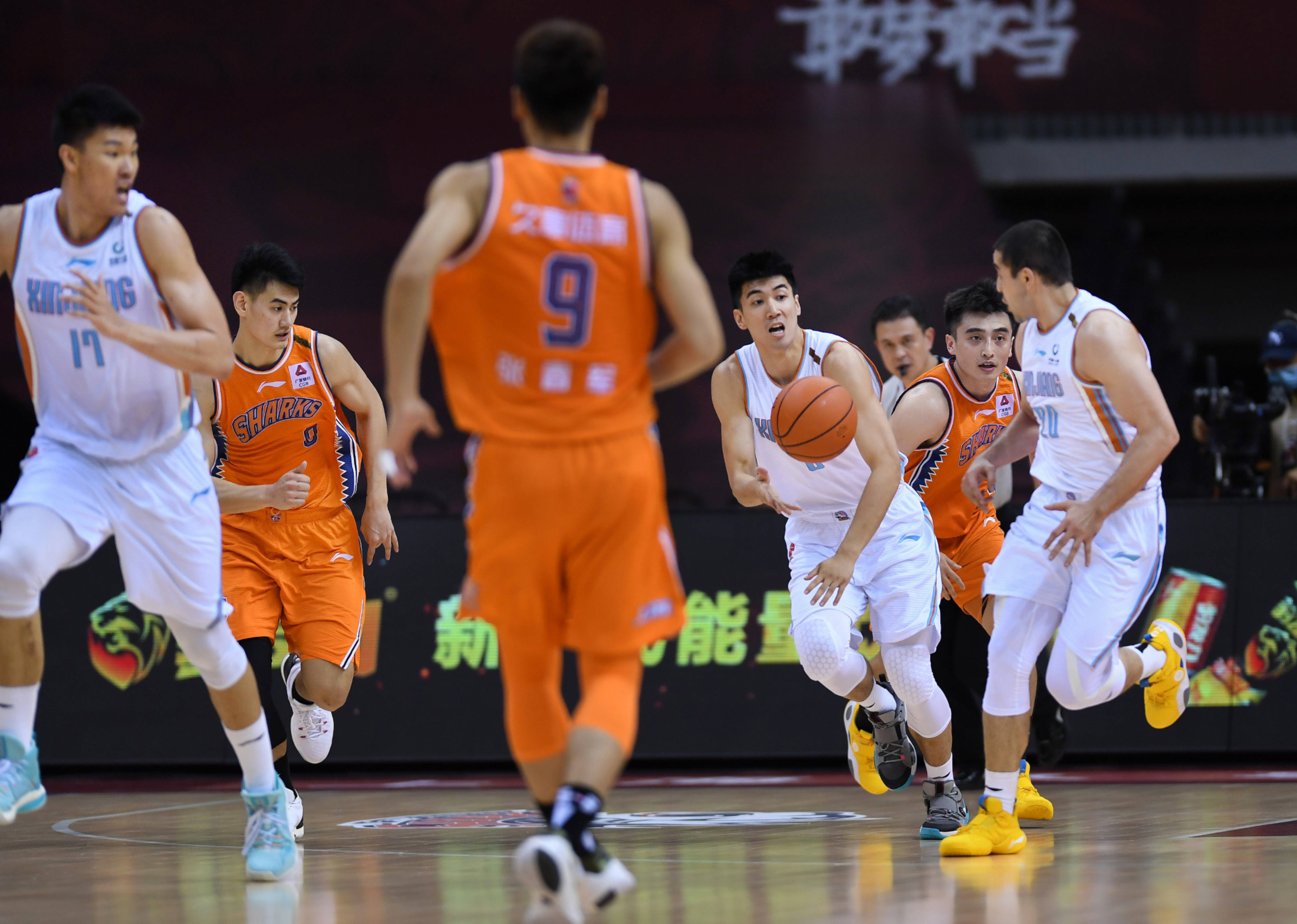 包含今晨华盛顿奇才备战CBA常规赛,更衣室发声细节曝光,管理层满意,纪律约束更严格的词条 包含今晨华盛顿奇才备战CBA常规赛,更衣室发声细节曝光,管理层满意,纪律约束更严格的词条