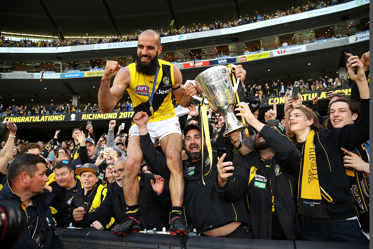 清晨突围战来临；巴塞罗那围绕NBA常规赛战术微调；态度坚定；高层口径保持一致(fm2024巴塞罗那控球战术)-九游sports